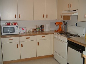 фото образцов кухонных гарнитуров для маленьких кухонь