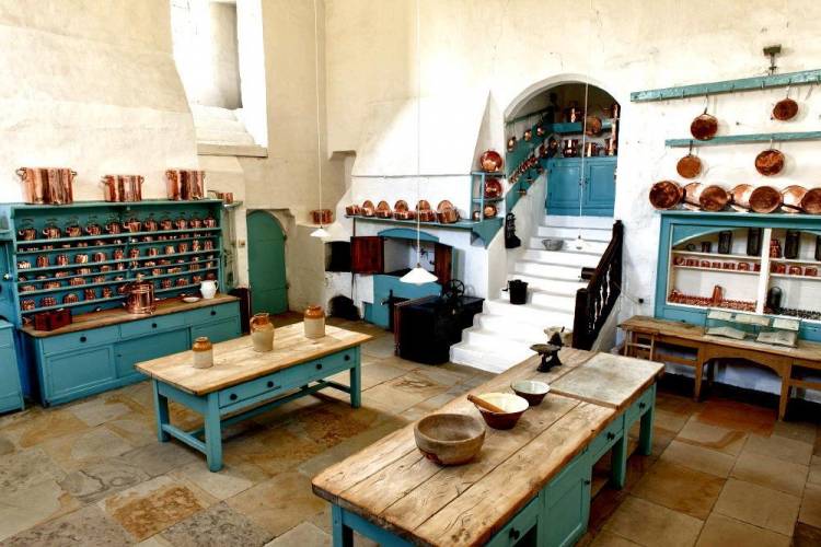 Кухни и столовые в английском стиле