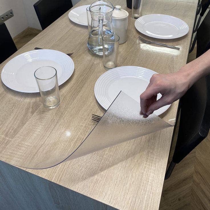 Защитная пленка ПВХ на стол, прозрачную силиконовую скатерть, мягкое (жидкое) стекл