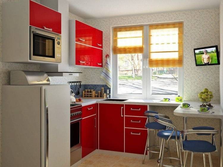 Кухня с двойным холодильником: 86 фото в интерьере