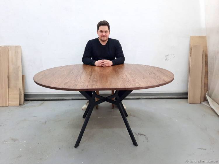 Круглый стол раздвижной из массива дерева в интернет