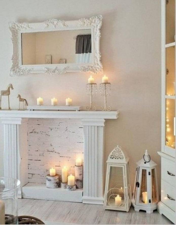 Как красиво украсить интерьер свечами?