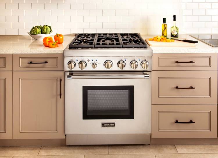 Как выбрать газовую плиту для кухни (критерии выбора плиты), выбрать газовую печь по размерам и функциям