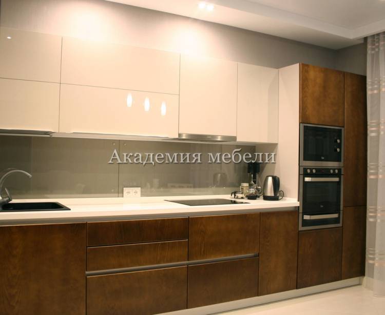 Кухня с комбинированными фасадами в Томске, фото и