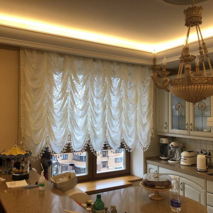 Какие шторы выбрать на кухню? пошив на заказ в Москве , цены на пошив
