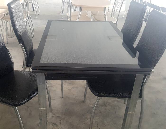 кухонный стол с кожзамом черного цвета Даласи в Краснодаре, гарантия лучшей цены, доставка и сборка в интернет магази