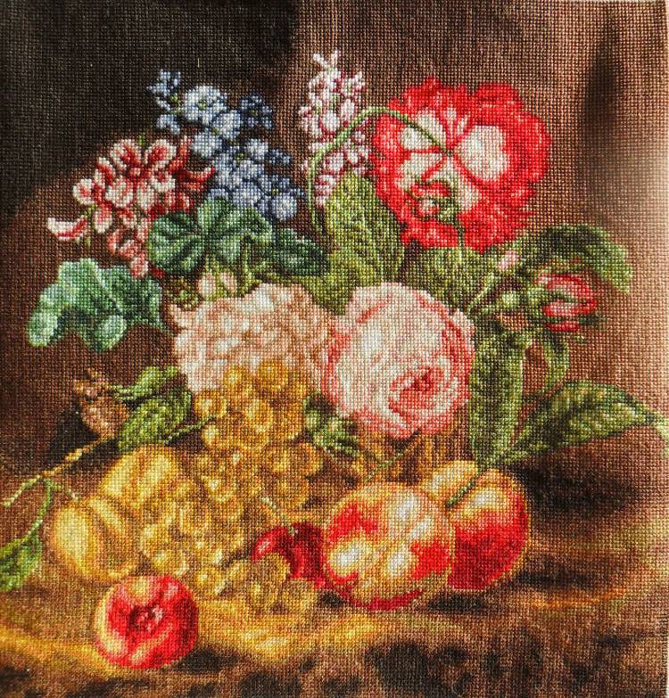 Картина Натюрморт Цветы и фрукты с ручной вышивкой крестом без рамы в интернет
