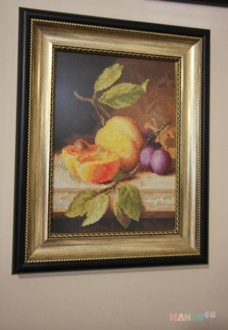 Картина вышитая крестиком Натюрморт с персиком ID