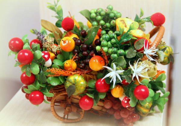 Поделки из искусственных фруктов и ягод своими руками