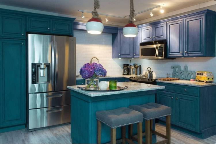 Синяя кухня в интерьере сочетание цветов