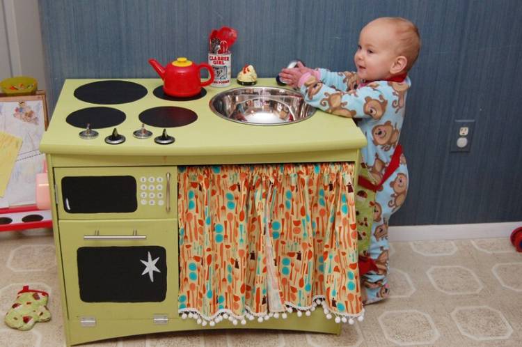 Игровая детская кухня своими руками