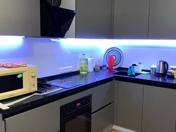 Подсветка для кухни под шкафы угловая