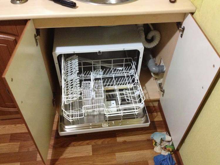 Шкаф под посудомоечную машину
