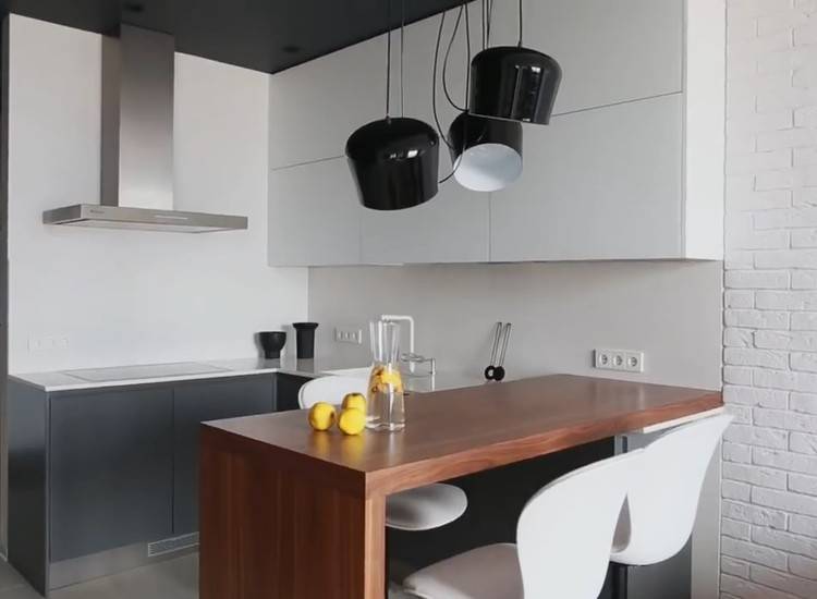 Угловая кухня без ручек в Smart квартиру
