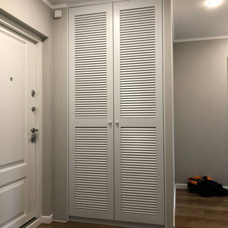 Двери жалюзи для шкаф