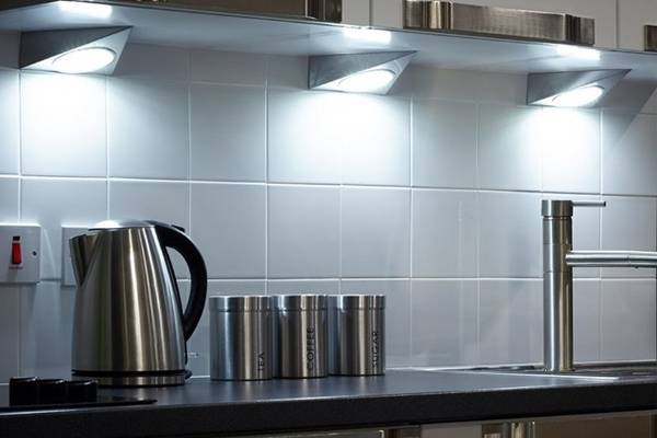 Светильник GTV светодиодный мебельный для кухни с выключателем