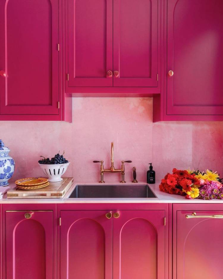 Кухни пурпурного цвет
