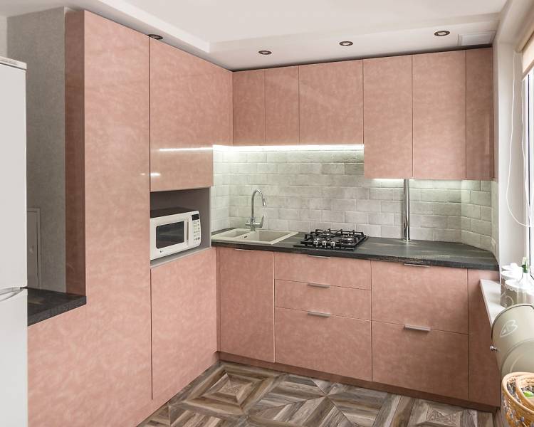 Розовая кухня со шкафом-пеналом, Екатеринбург