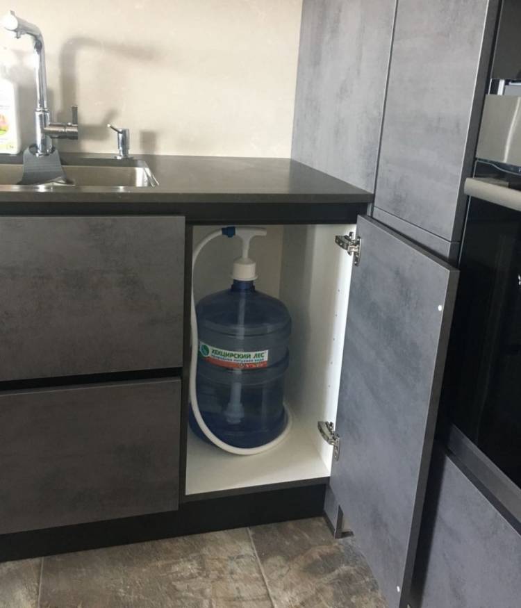 Встраиваемый кулер для воды на кухню