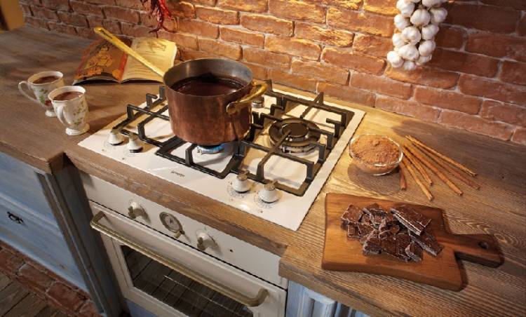 Как выбрать для кухни идеальную газовую плиту?