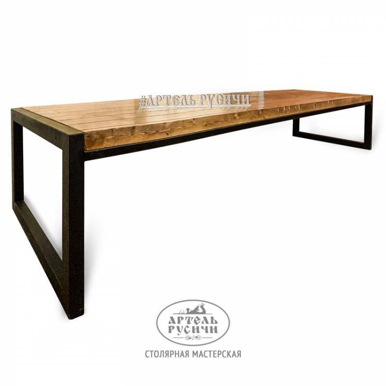 Большой стол в стиле лофт из дерева и металл