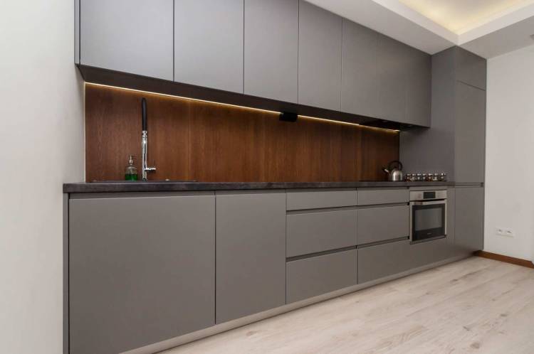 Кухня цвета серый металлик: 100 фото в интерьере