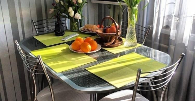 Стеклянный стол в интерьере кухни: 92+ идей дизайна