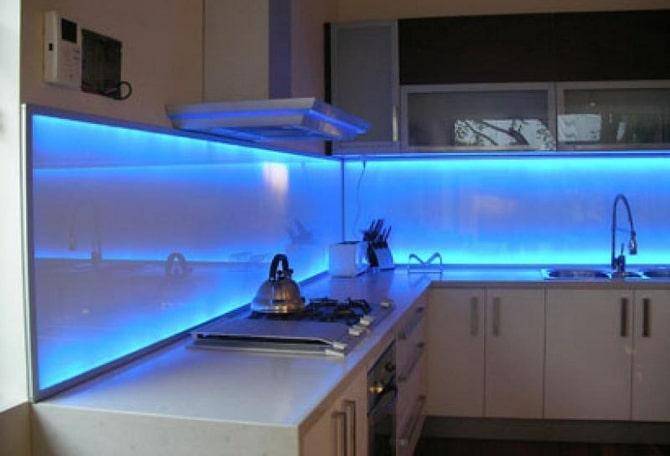 Светодиодная подсветка для кухни под шкафы