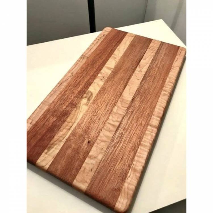Разделочная доска из наборной древесины для кухни