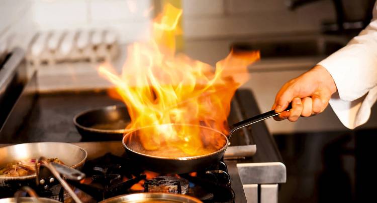Анализ годового энергопотребления системами вентиляции горячего цеха рестор