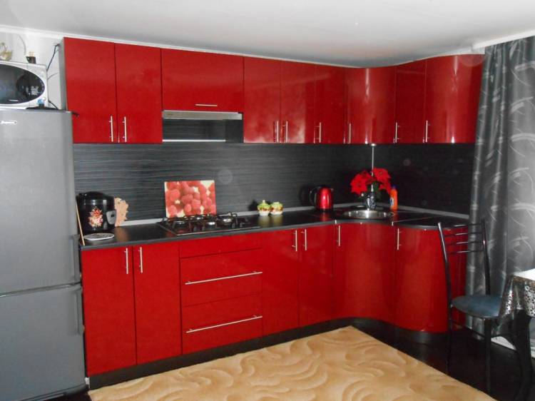 Шторы под красную кухню фото дизайн, какие шторы подойдут к красным обоям