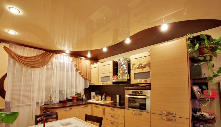 Натяжные потолки на кухне в Оренбург