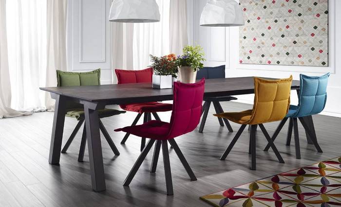 Модные дизайнерские стулья и столы для кухни