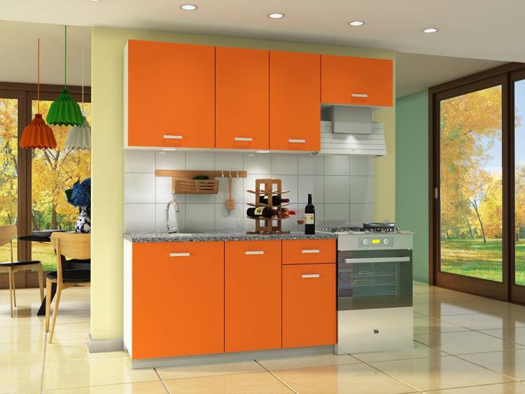 Маленькая кухня в оранжевом цвет