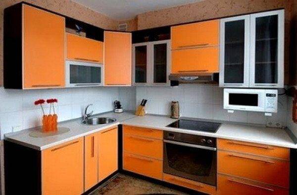 Оранжевые кухонные гарнитуры в Москве с гарантией и доставкой по всей России можно на нашем сайт