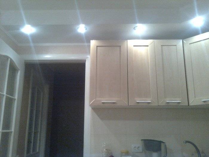 Расположение светильников на кух
