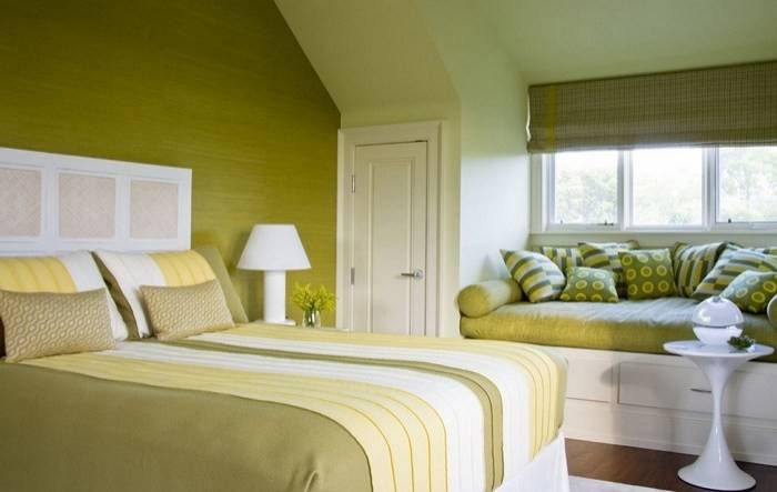 Оливковый цвет в интерьере кухни, прихожей и гостиной комнаты