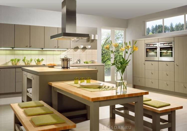 Оливковая кухня в интерьере, фото кухни фисташкового цвет