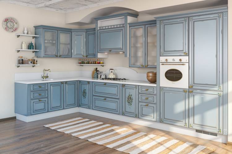 Яркие образцы классических кухонь от мебельной фабрики «Мария»