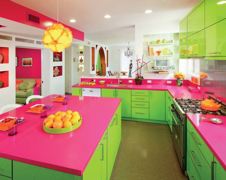 Цветные кухни