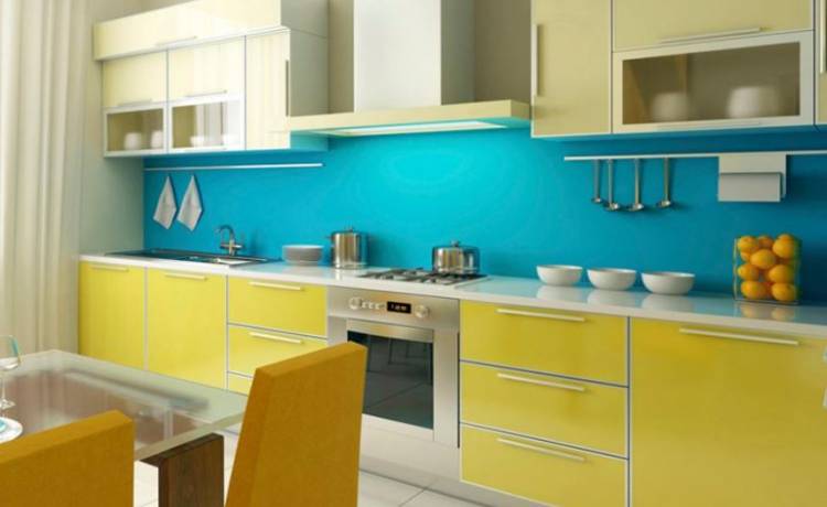 Желто-синяя кухня