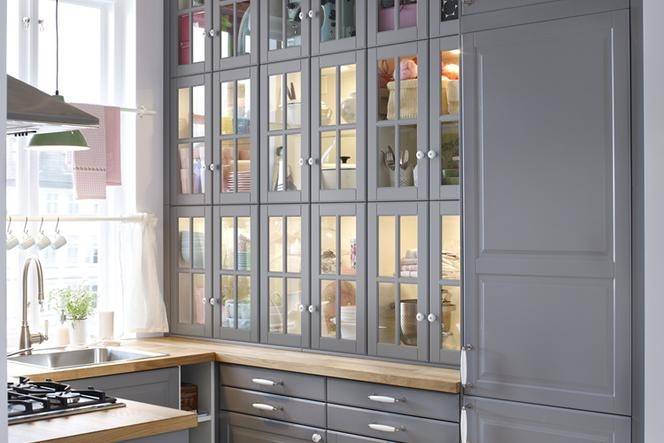 Кухонная мебель серого цвета или кухня IKEA Method в стиле Bodbyn