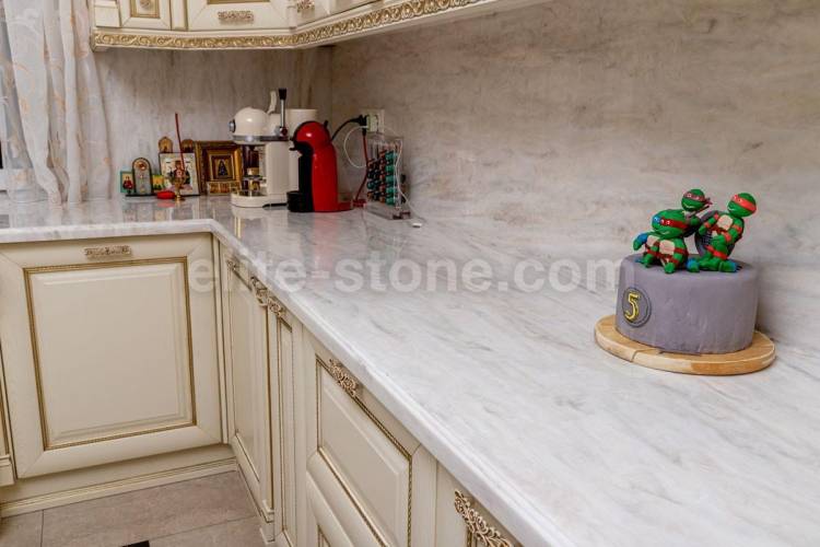 Столешница для кухни из искусственного камня Tristone в Москве у производителя