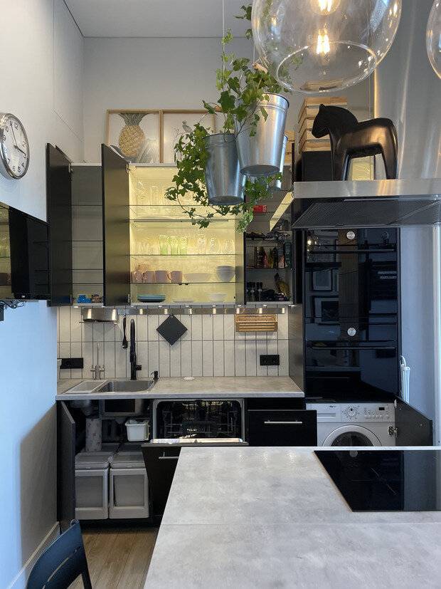 Дизайн кухни и столовой серого цвет