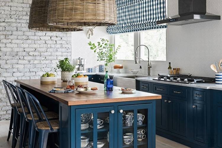 Синяя кухня в стиле Прованс с островом K-00