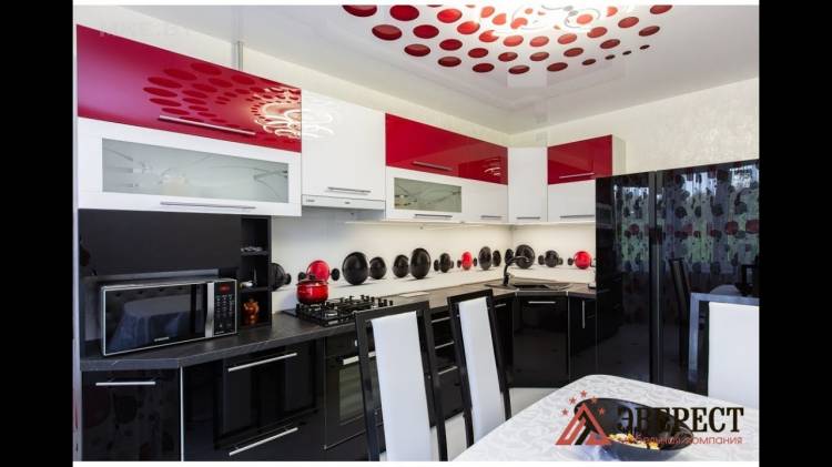 Угловая красно-черная кухня