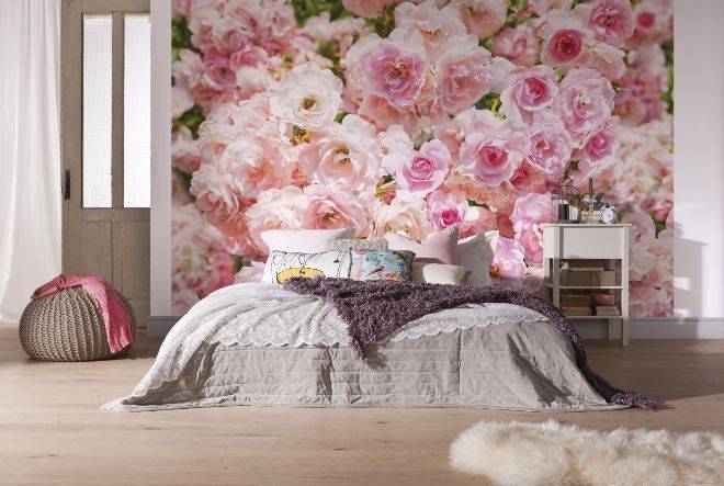 Обои с цветами для стен, обои с крупными и мелкими цветами в интерьере спальни