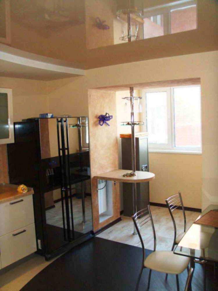 Объединение балконов или лоджий с комнатой или кухней