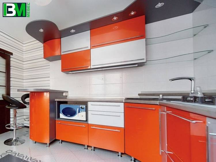 оранжевая с серым угловая кухня из пласти