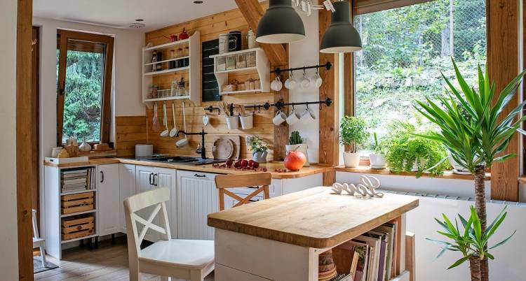 Как подобрать мебель и декор в деревянный дом